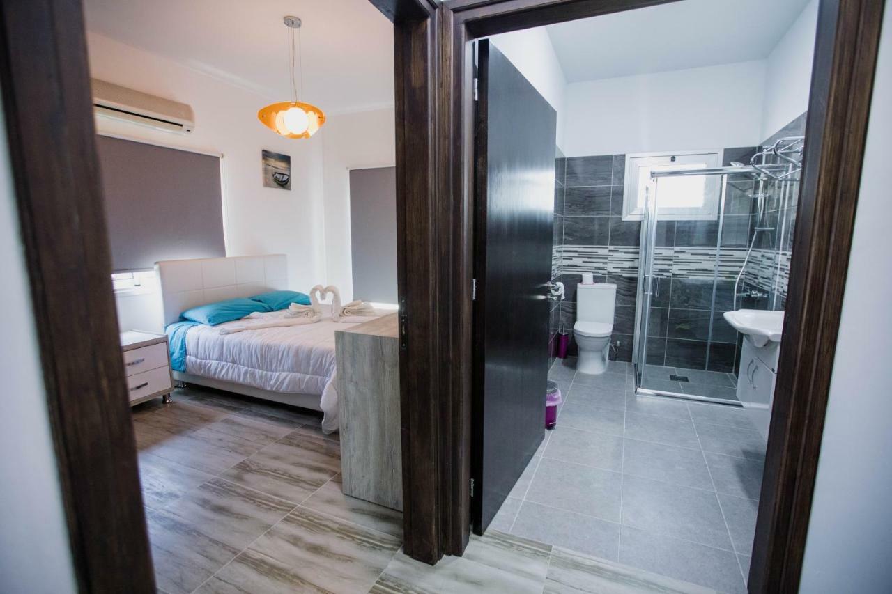 Twins Apartments Като-Пиргос Экстерьер фото